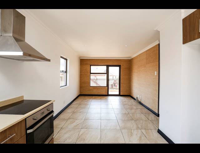 2 BEDROOM APARTMENT FOR SALE IN IZINGA ESTATE